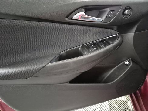 Used 2017 Chevrolet Cruze LT w/ Convenience Package FWD image 13