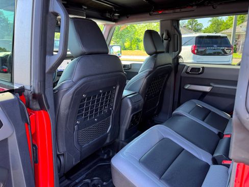 Used 2022 Ford Bronco Black Diamond AWD/4WD image 13