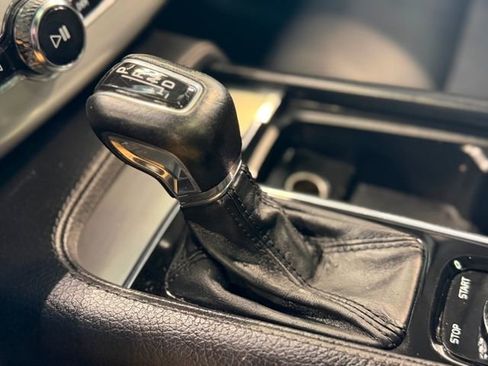 Used 2016 Volvo XC90 T5 Momentum AWD/4WD image 34