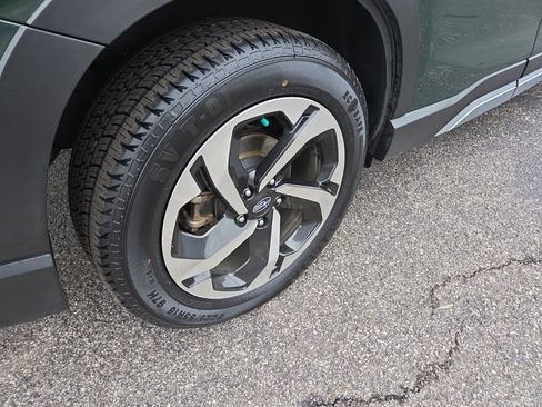 Used 2023 Subaru Forester Touring image 7