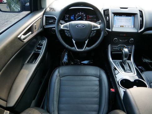 Used 2016 Ford Edge SEL w/ Equipment Group 201A FWD image 11