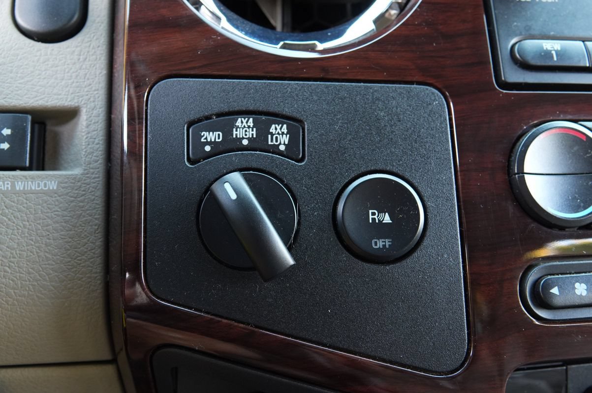 Used 2008 Ford F250 Lariat AWD/4WD image 10