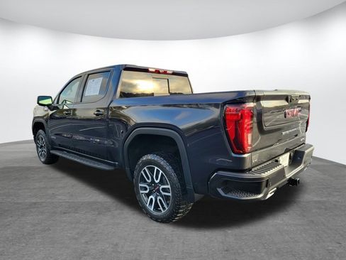 Used 2024 GMC Sierra 1500 AT4 w/ Technology Package image 6