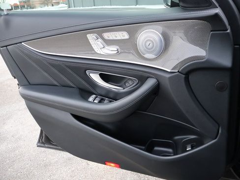 Used 2019 Mercedes-Benz E 63 AMG S image 38