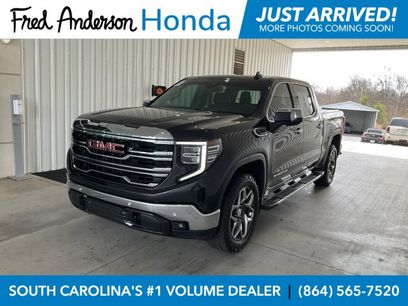 Used 2022 GMC Sierra 1500 SLT w/ SLT Premium Plus Package