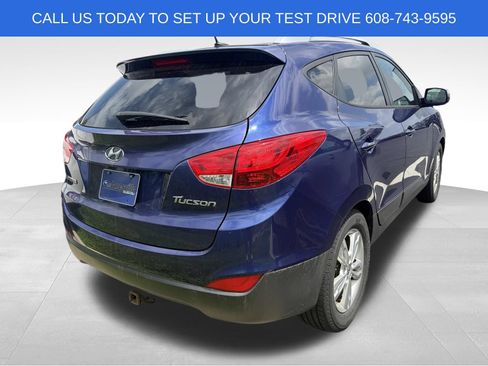 Used 2012 Hyundai Tucson GLS FWD image 3