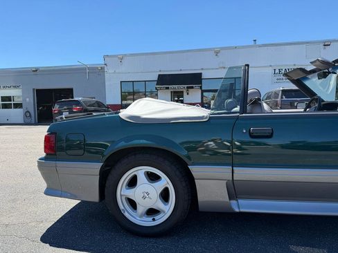 Used 1992 Ford Mustang GT RWD image 13