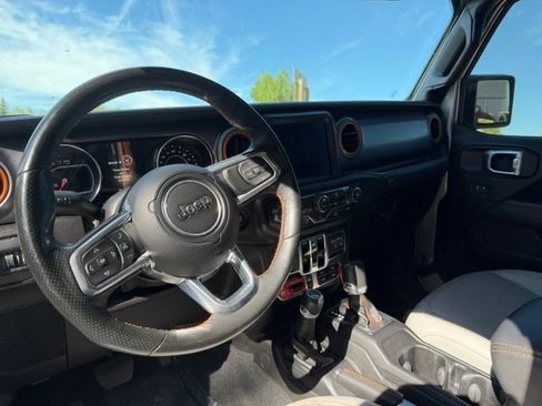 Used 2022 Jeep Gladiator Mojave w/ LED Lighting Group AWD/4WD image 6