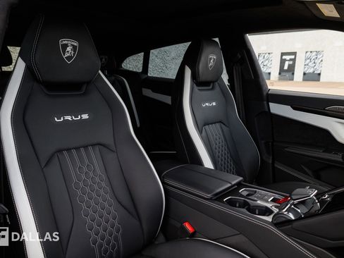 Used 2024 Lamborghini Urus S image 44