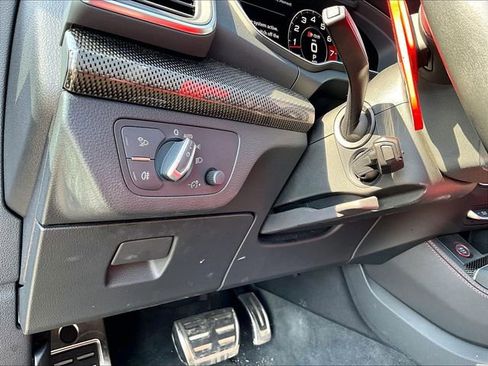 Used 2020 Audi SQ5 Premium Plus w/ Premium Plus Package image 29