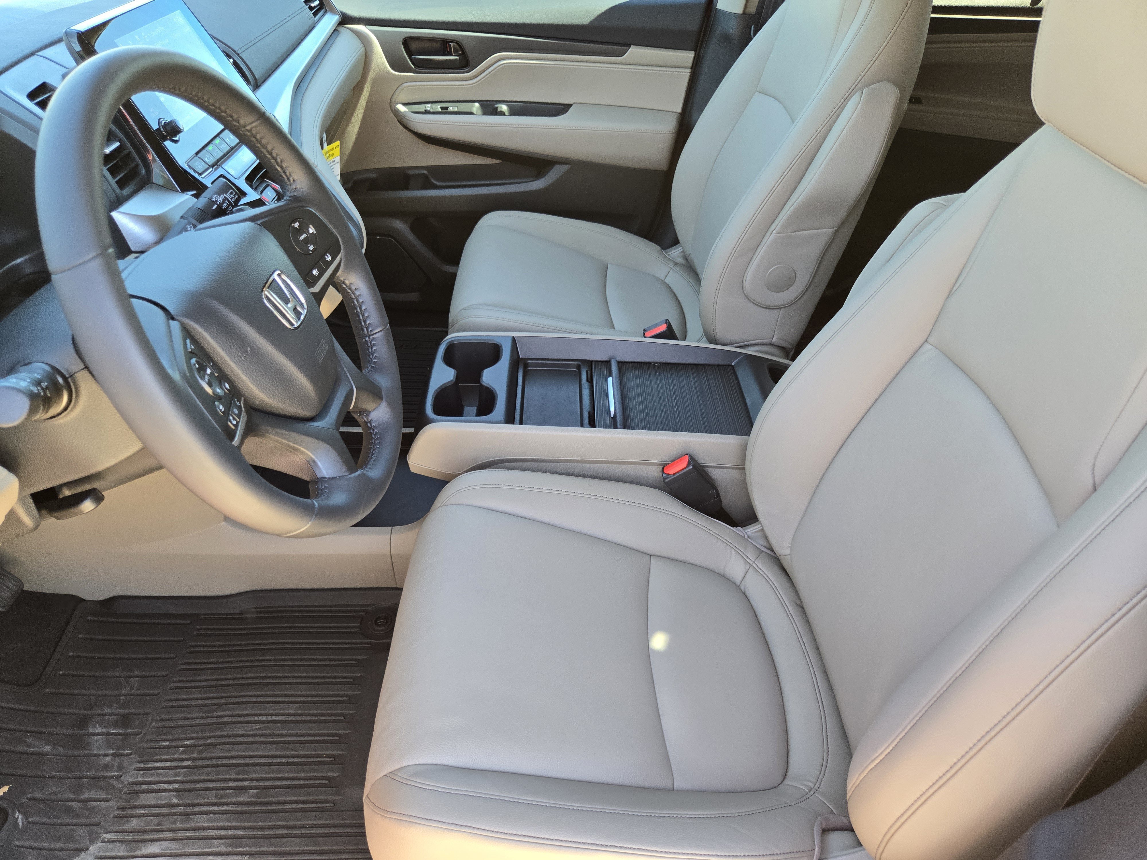 Used 2024 Honda Odyssey EX-L image 9
