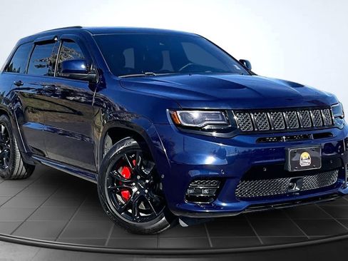Used 2017 Jeep Grand Cherokee SRT w/ Trailer Tow Group IV AWD/4WD image 22