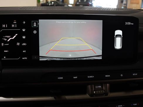 New 2027 Kia Telluride S image 13