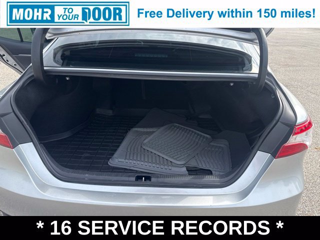 Used 2019 Toyota Camry LE FWD image 14