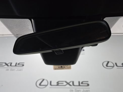 Used 2023 Lexus UX 250h FWD image 20