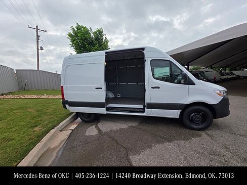 New 2026 Mercedes-Benz Sprinter 2500 image 3