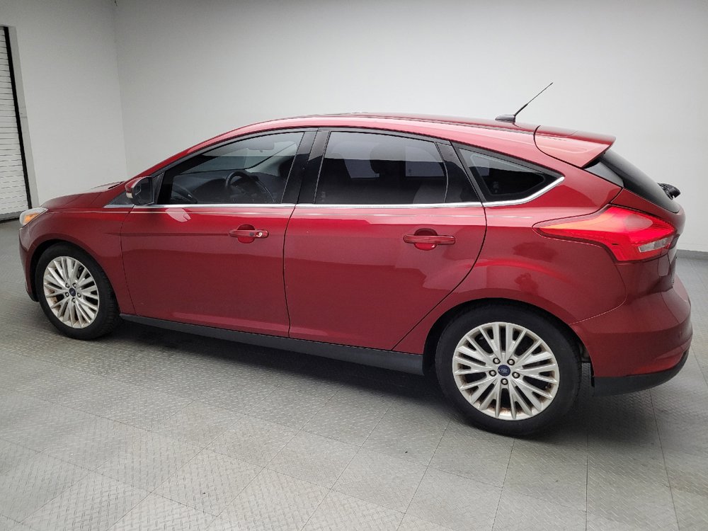 Used 2016 Ford Focus Titanium FWD image 3