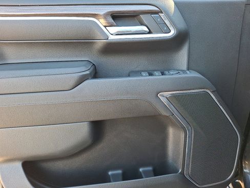 Used 2023 Chevrolet Silverado 1500 LT Trail Boss w/ Protection Package image 13