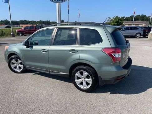 Used 2015 Subaru Forester 2.5i Limited AWD/4WD image 6