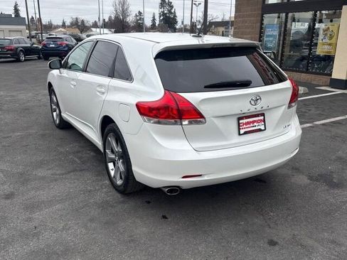 Used 2012 Toyota Venza LE image 8