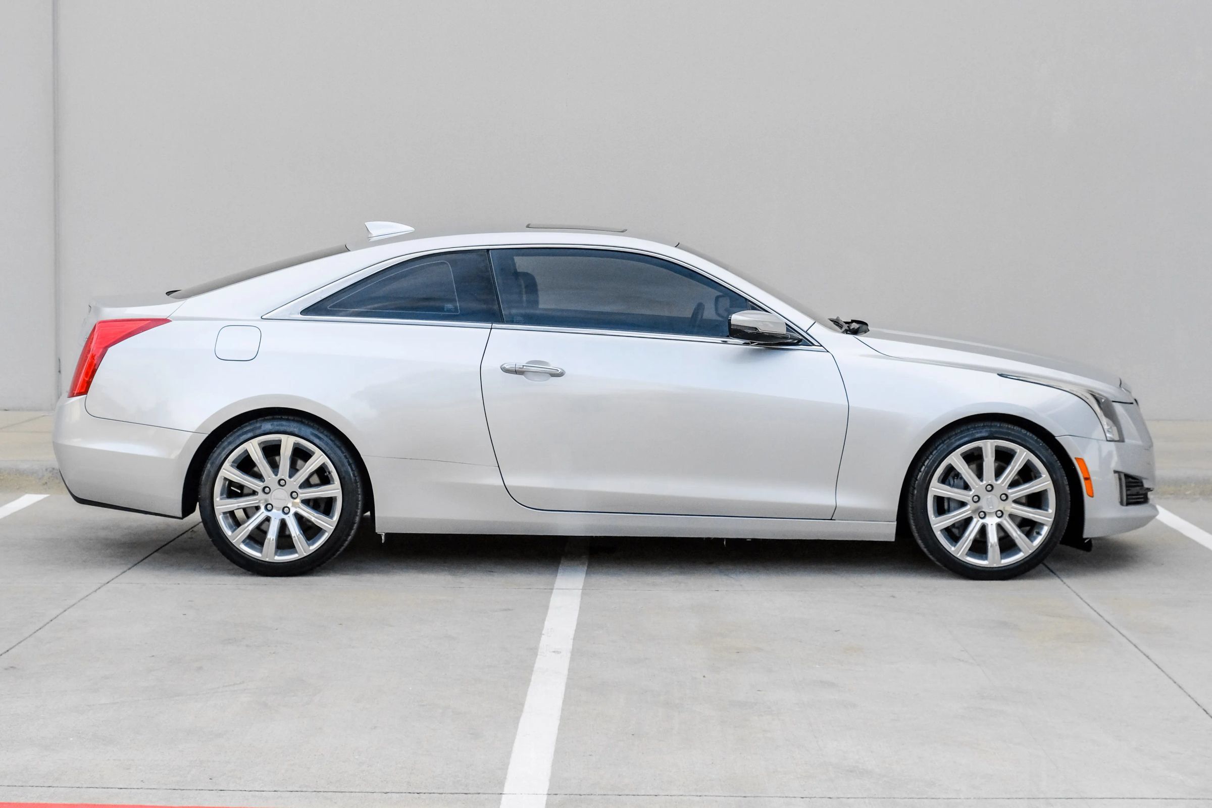 Used 2019 Cadillac ATS Premium Luxury RWD image 3