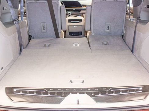 Used 2023 Cadillac Escalade ESV Premium Luxury Platinum w/ LPO, Radiant Package image 15