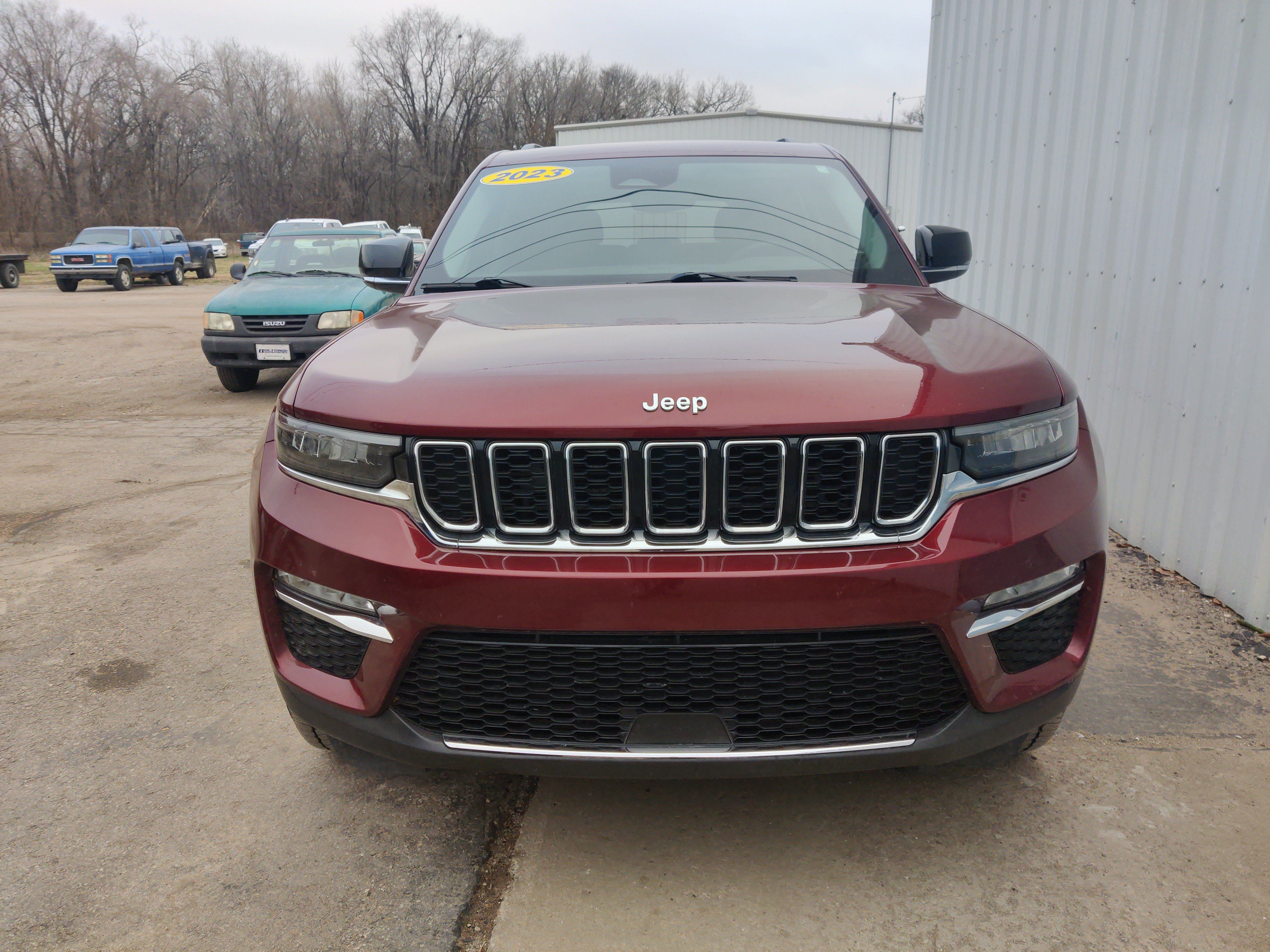 Used 2023 Jeep Grand Cherokee Limited AWD/4WD image 7