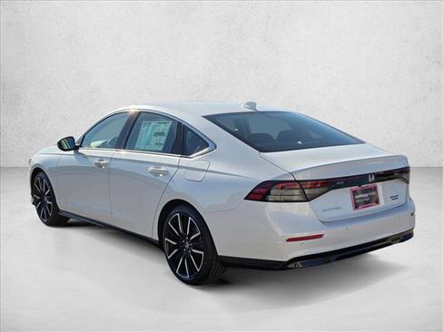 New 2025 Honda Accord Touring image 9