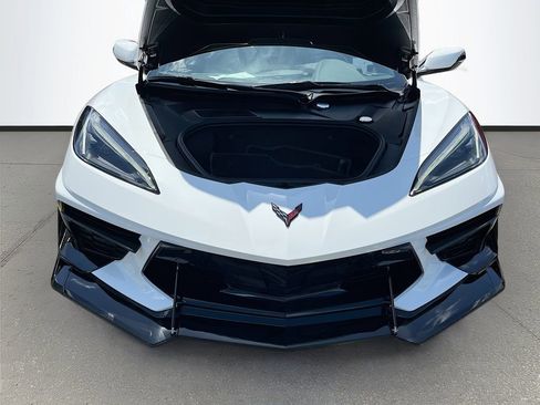 Used 2023 Chevrolet Corvette Stingray Coupe w/ Z51 Performance Package image 27