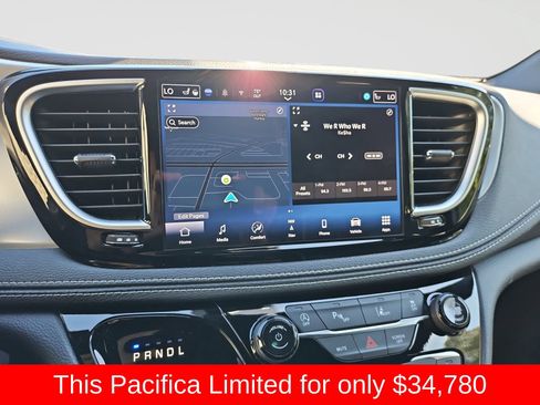 Used 2025 Chrysler Pacifica Limited FWD image 27