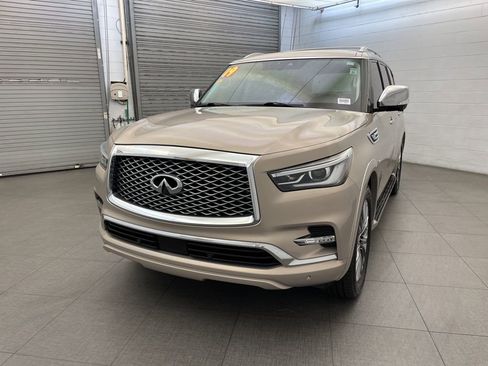 Used 2019 INFINITI QX80 Luxe w/ 22" Wheel Package image 3