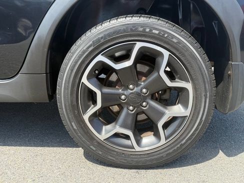 Used 2014 Subaru Crosstrek 2.0i Premium AWD/4WD image 11