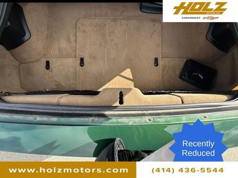 Used 1998 Chevrolet Corvette Convertible w/ Memory Pkg image 23