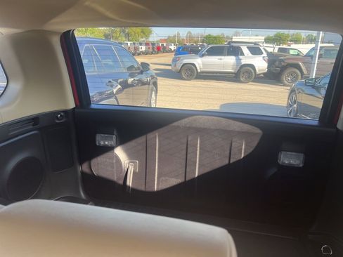 Used 2020 Toyota 4Runner Limited image 13