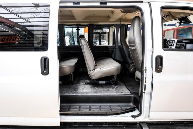 Used 2025 Chevrolet Express 3500 LT w/ LT Preferred Equipment Group RWD image 33