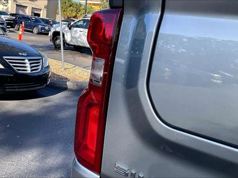 Used 2023 Chevrolet Silverado 1500 LT Trail Boss w/ LT Trail Boss Premium Package image 28