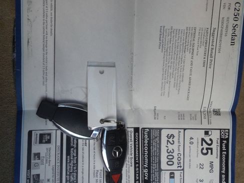 Used 2013 Mercedes-Benz C 250 Sport image 62