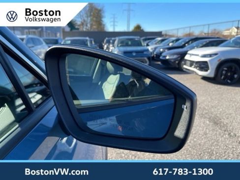 New 2026 Volkswagen Tiguan SE image 12