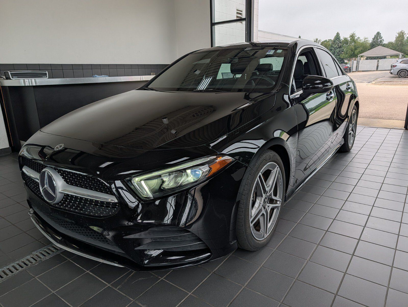Used 2020 Mercedes-Benz A 220 4MATIC image 6