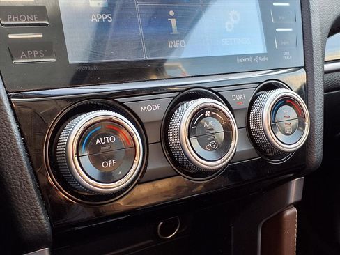 Used 2017 Subaru Forester 2.5i Touring image 21