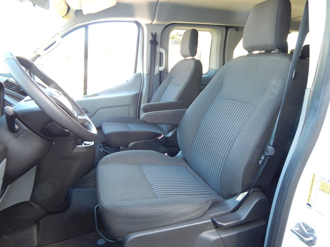 Used 2018 Ford Transit 350 XL RWD image 18