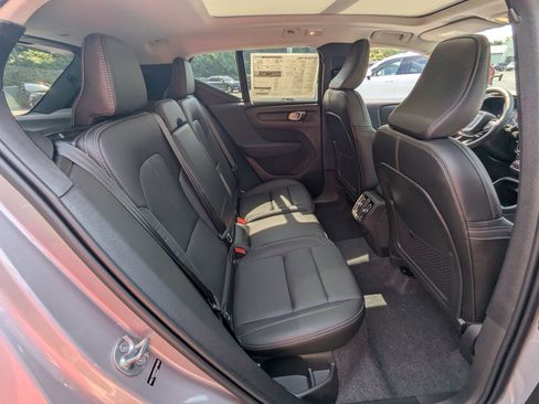 New 2026 Volvo XC40 B5 Plus w/ Climate Package image 22