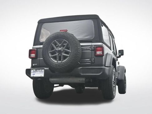 Used 2024 Jeep Wrangler Unlimited Sport AWD/4WD image 44