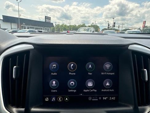 Used 2023 GMC Terrain SLT w/ Infotainment Package II AWD/4WD image 18