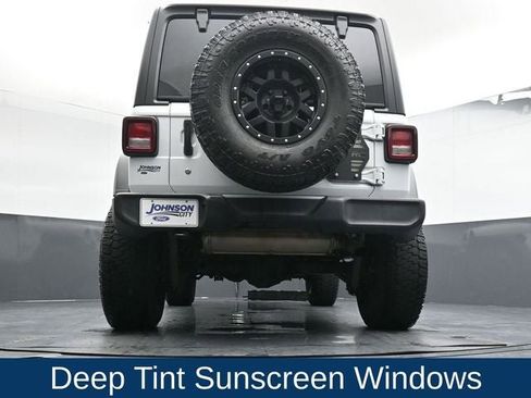 Used 2019 Jeep Wrangler Unlimited Sport S image 32