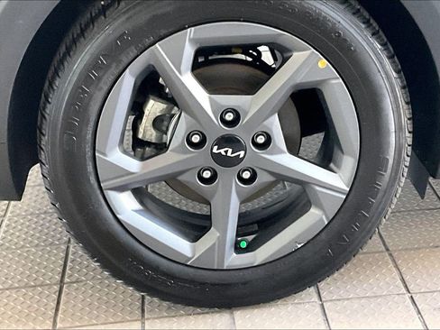 Used 2025 Kia K4 FWD image 38