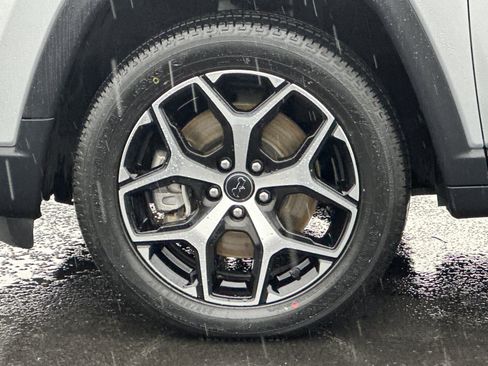 Used 2025 Jeep Compass Limited AWD/4WD image 25