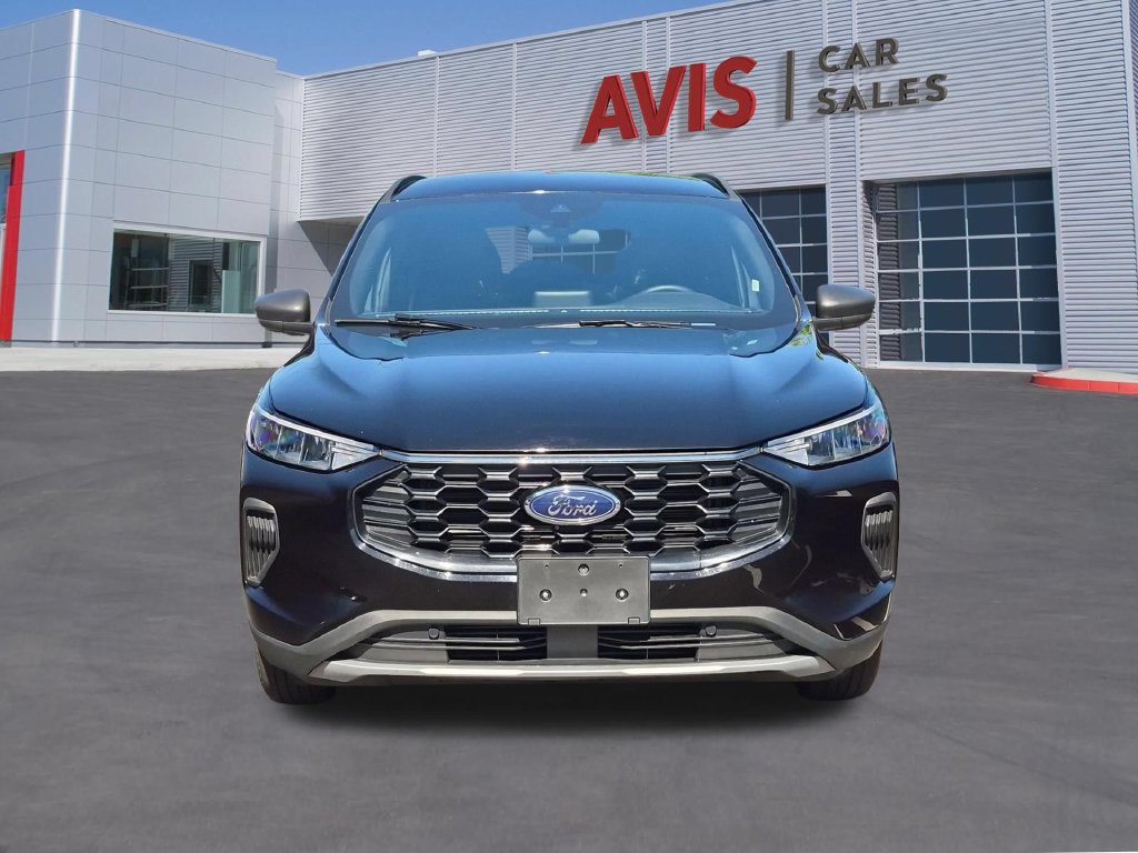 Used 2025 Ford Escape ST-Line AWD/4WD image 2