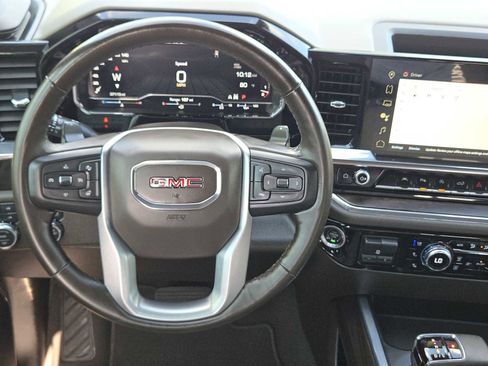 Certified 2024 GMC Sierra 1500 SLT image 25