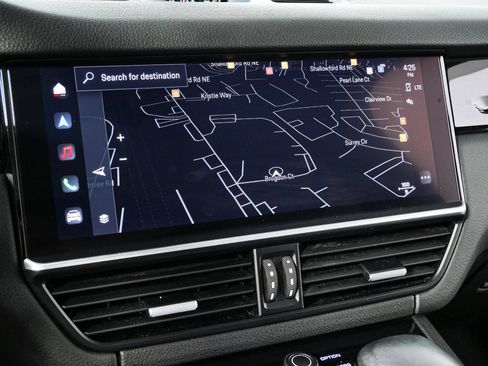Certified 2022 Porsche Cayenne Coupe AWD/4WD image 16